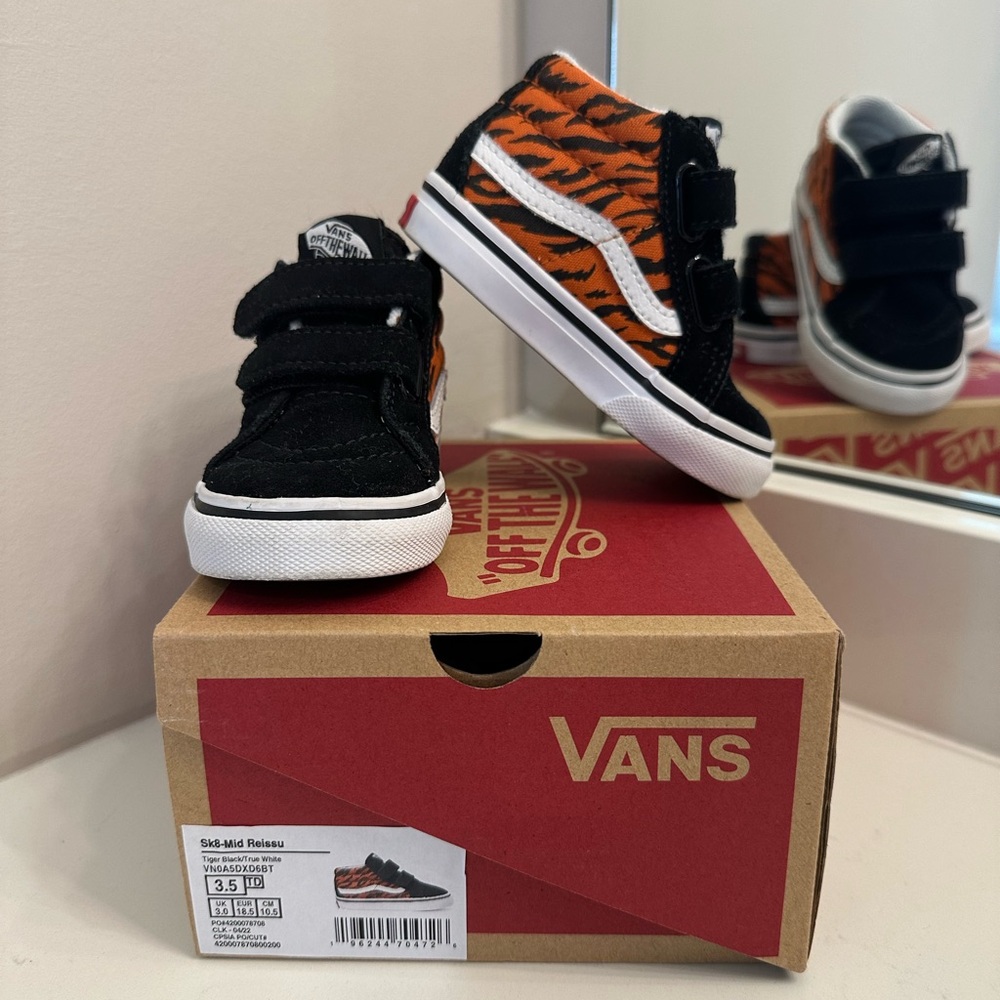 Vans Black and Orange Tiger Stripe Sk8-Mid Reissu Velcro Sneakers EUC